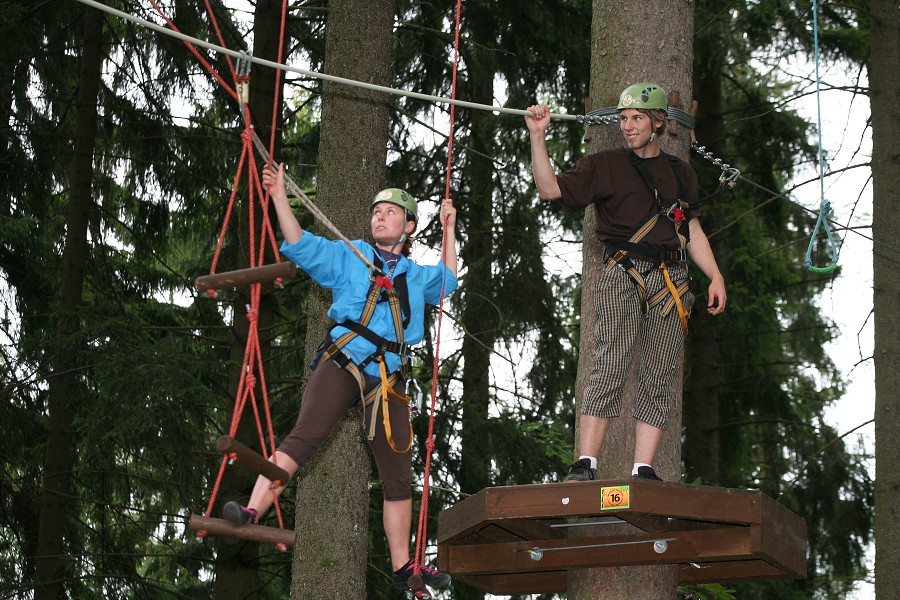 16-Dřevěné třmeny 